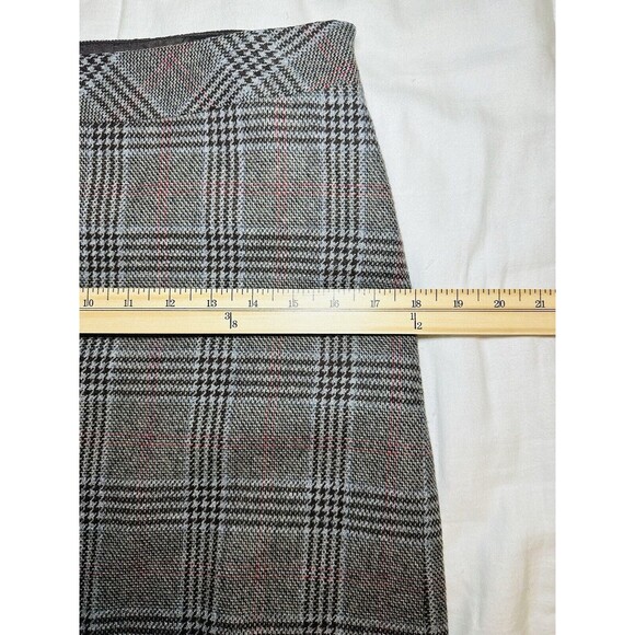 MEXX Wool Blend Brown Plaid Preppy Y2K Mini Skirt SIZE 10 - Picture 8 of 9